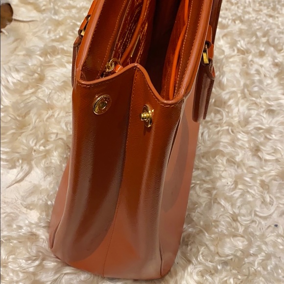 Prada Saffiano Tote Orange - Picture 3 of 16